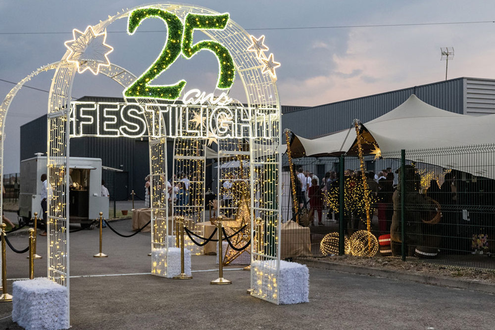 Arche lumineuse pour les 25 ans de Festilight